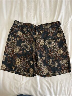 Hurley Black Floral-Print Flat Front Men's Shorts